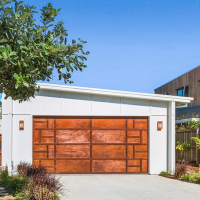 custom.garagre.door.timber