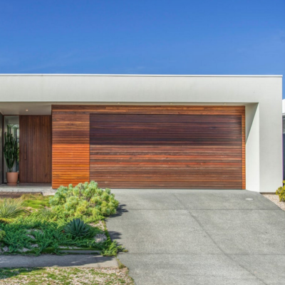 custom.garagre.door.timber.slats